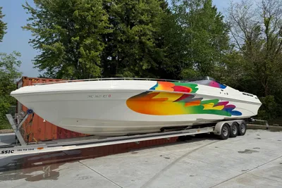 Black Thunder 43 Raised Deck