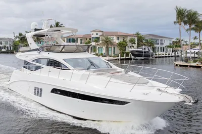 Sea Ray L590 Fly