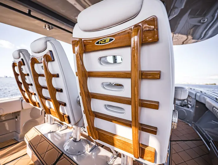 Fifty Shades Of Graydon Yacht Photos Pics 2023 Hcb 42 Lujo - Image 13