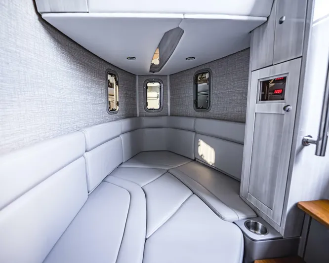 Fifty Shades Of Graydon Yacht Photos Pics 2023 Hcb 42 Lujo - Image 24