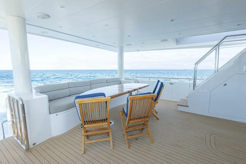 Okie Dokie Yacht Photos Pics Luxurious 2009 Hargrave Enclosed Bridge yacht deck with ocean view and elegant seating.