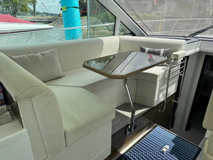 Yacht Photos Pics Luxurious interior seating area on a 2017 Cruisers Yachts 45 Cantius.