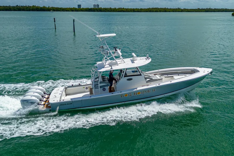 Dog House Yacht Photos Pics 