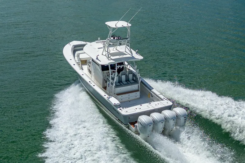 Dog House Yacht Photos Pics 