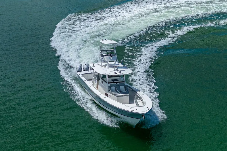 Dog House Yacht Photos Pics 