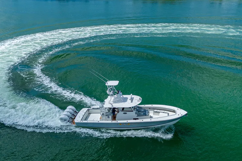 Dog House Yacht Photos Pics 