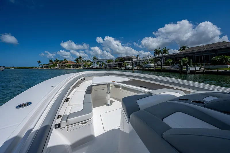 Dog House Yacht Photos Pics 