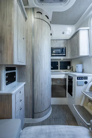 Dog House Yacht Photos Pics 