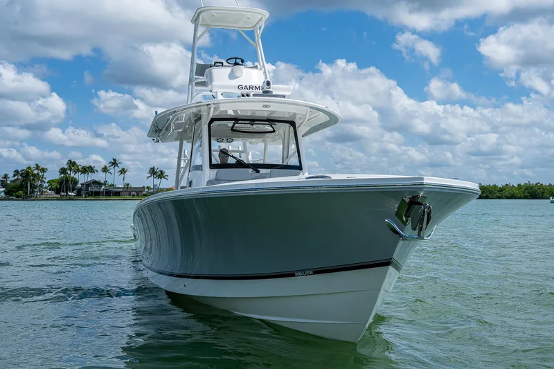 Dog House Yacht Photos Pics 