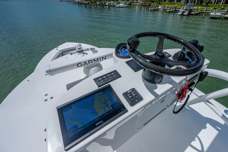 Dog House Yacht Photos Pics 