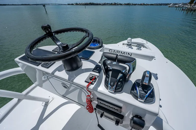 Dog House Yacht Photos Pics 