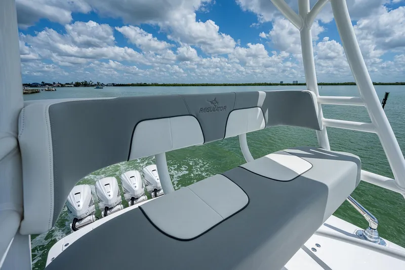 Dog House Yacht Photos Pics 