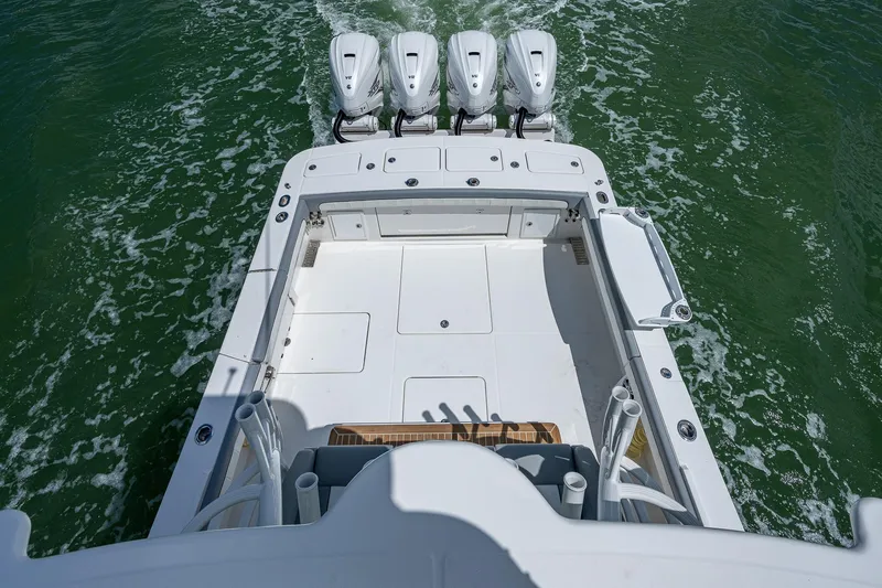 Dog House Yacht Photos Pics 