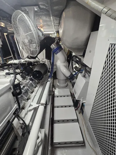 Triple Net II Yacht Photos Pics 