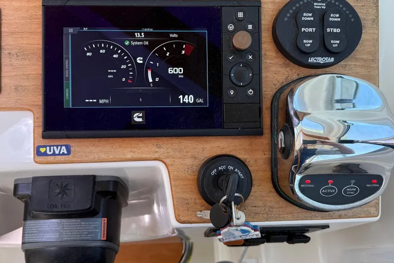 Wahoowa Yacht Photos Pics 2019 Back Cove Downeast boat dashboard with control panel and gauges.