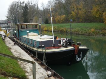 Dutch Barge 23m