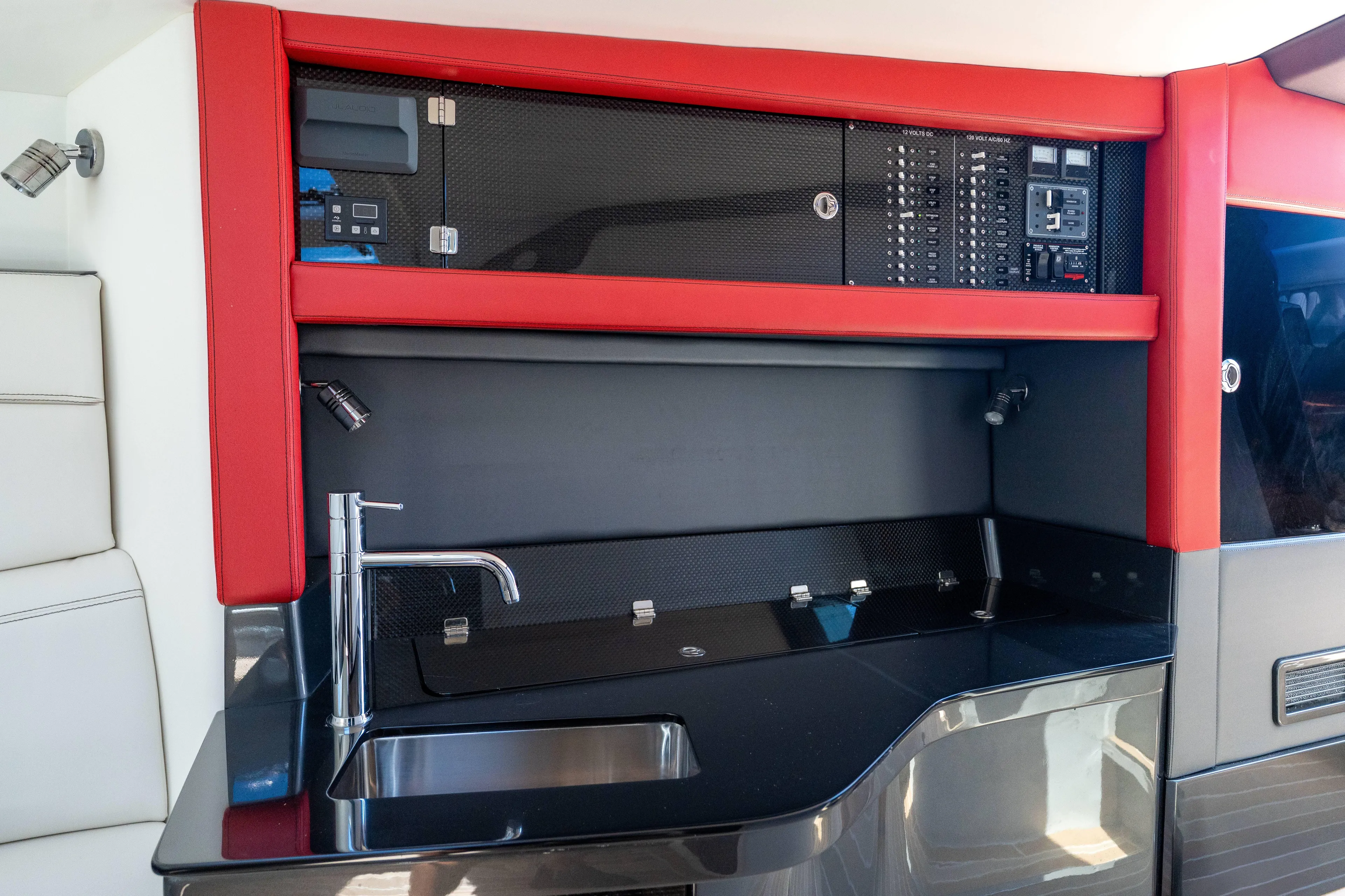 Lady Lisa Yacht Photos Pics 