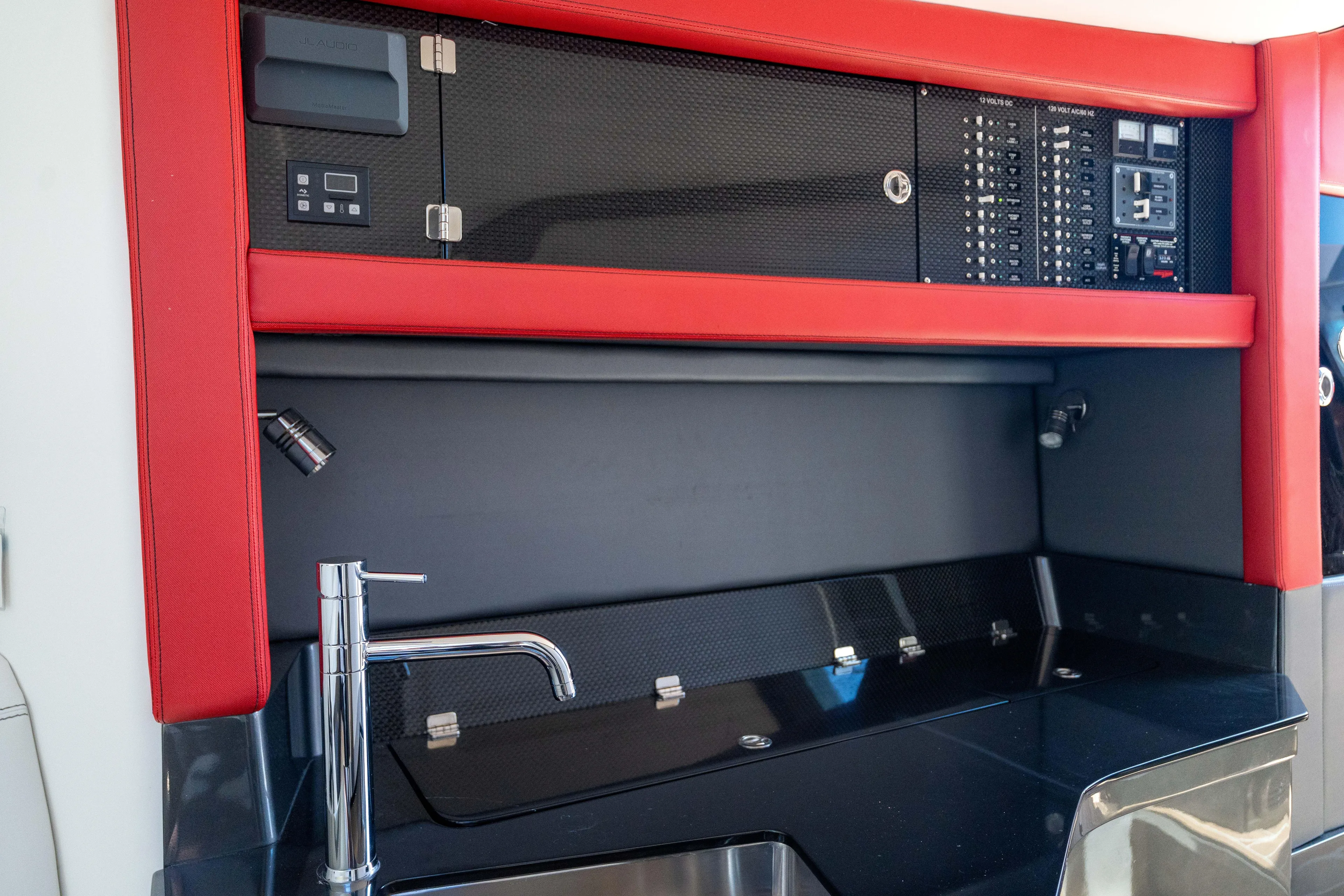 Lady Lisa Yacht Photos Pics 