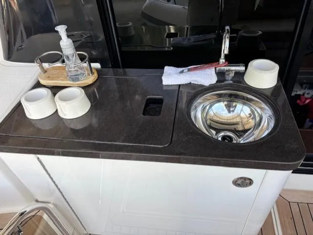 Va Bene Yacht Photos Pics 