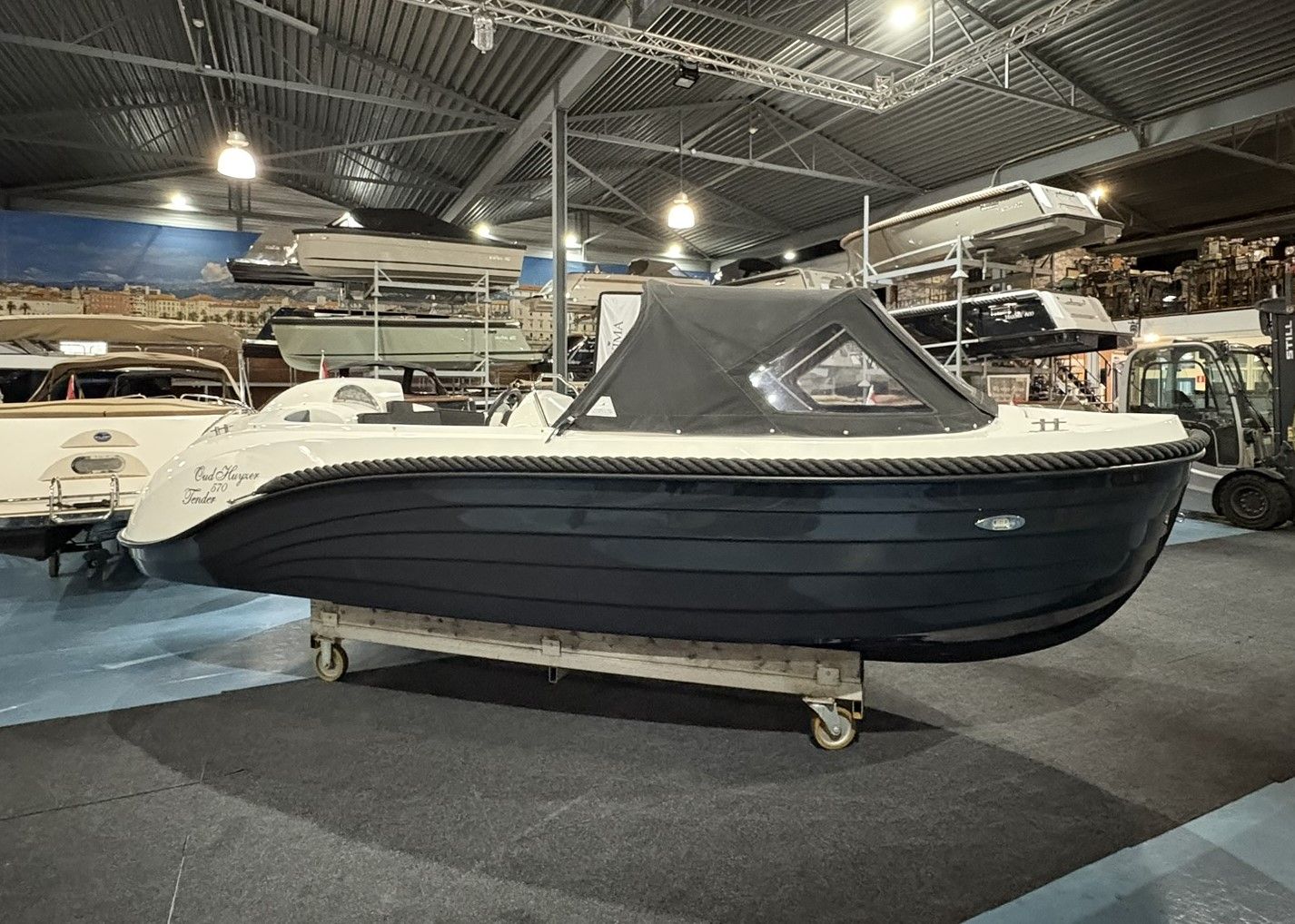 2017 Oud Huijzer 570 tender met Yamaha 30 pk