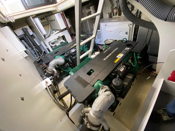 Newport Beach Boat Show Special Yacht Photos Pics 