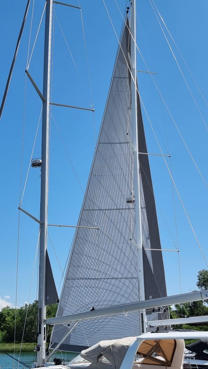 2023 Jeanneau 67 