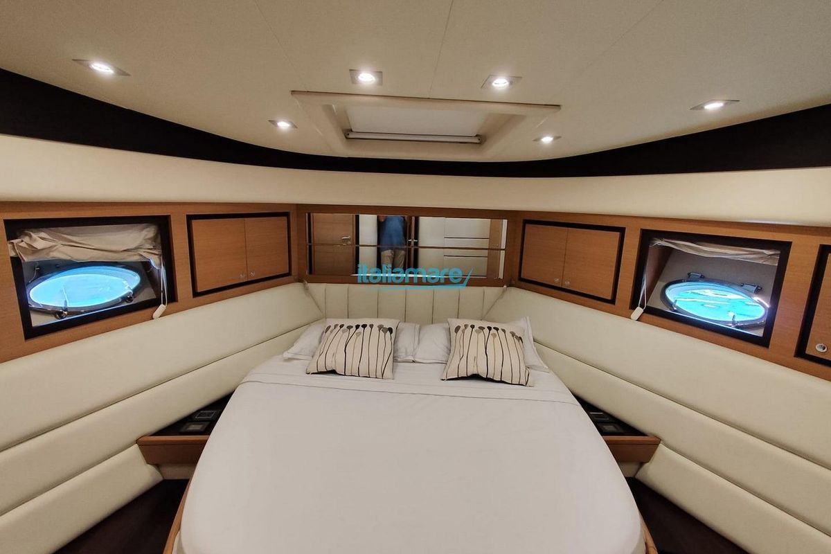 2009 Abacus 61 