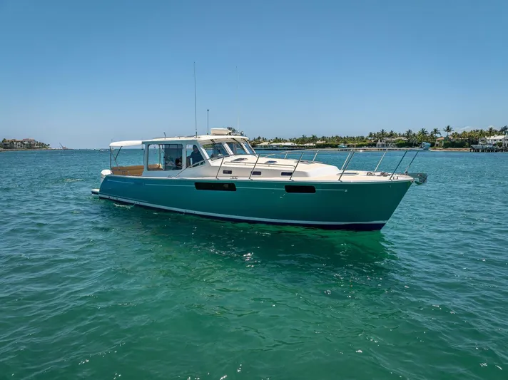 Our Trade Yacht Photos Pics 2021 Mjm 43z - Image 4