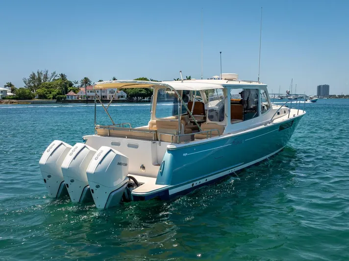 Our Trade Yacht Photos Pics 2021 Mjm 43z - Image 5