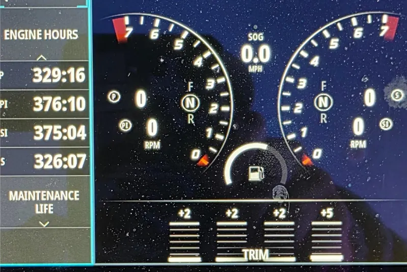 Wanderlust Yacht Photos Pics Dashboard display of 2024 Costa Custom Boats 34 SV, showing engine hours and voltages.