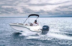2023 Quicksilver 475 aXess met Mercury F40