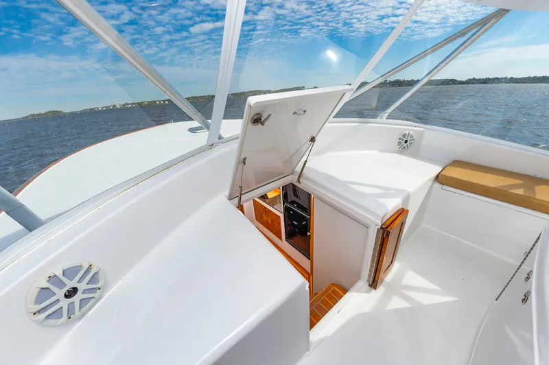 Rebellious Yacht Photos Pics 