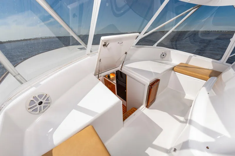 Rebellious Yacht Photos Pics 