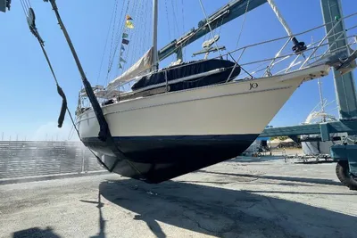 Island Packet 380