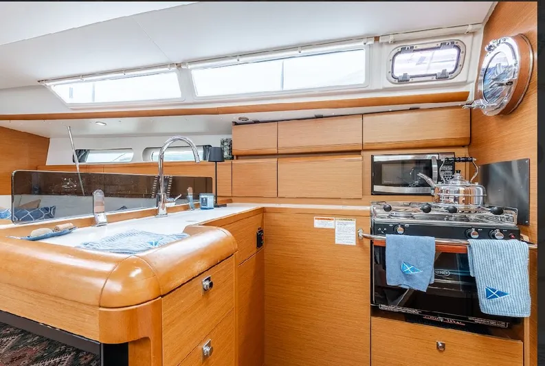 Coventina Yacht Photos Pics 