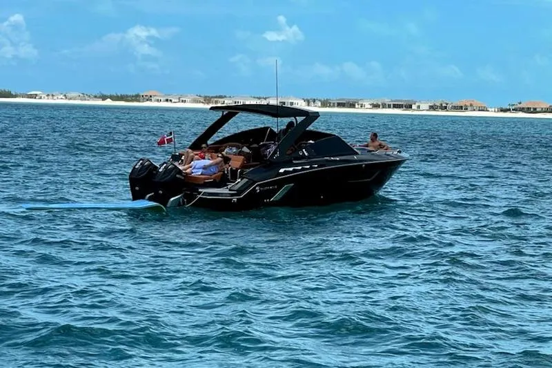  Yacht Photos Pics 2021 Cruisers Yachts 338 South Beach Edition Bow Rider on open water.