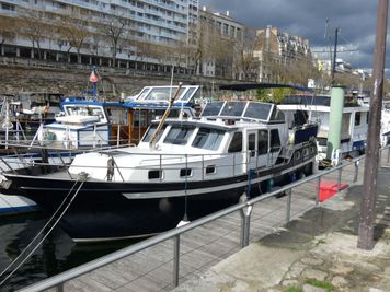 Dutch Steel Motor Cruiser 40ft