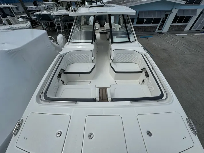 51827 24 40dc Wcn In Laud Yacht Photos Pics 