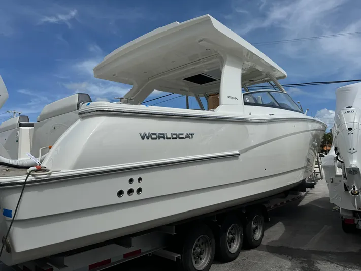 51827 24 40dc Wcn In Laud Yacht Photos Pics 