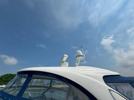 Almas Del Mar Yacht Photos Pics KVH Radar