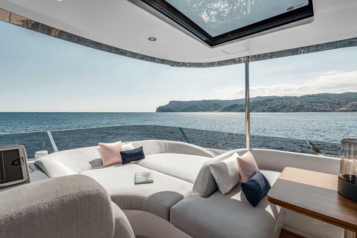 2024 Azimut 77 