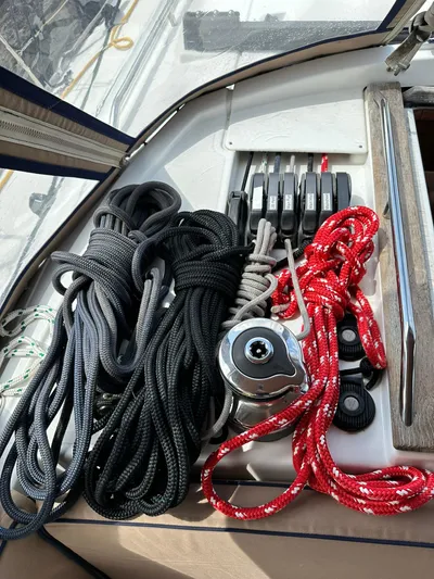  Yacht Photos Pics Ropes and winch on Jeanneau Sun Odyssey 45 DS, 2011 model sailboat deck.