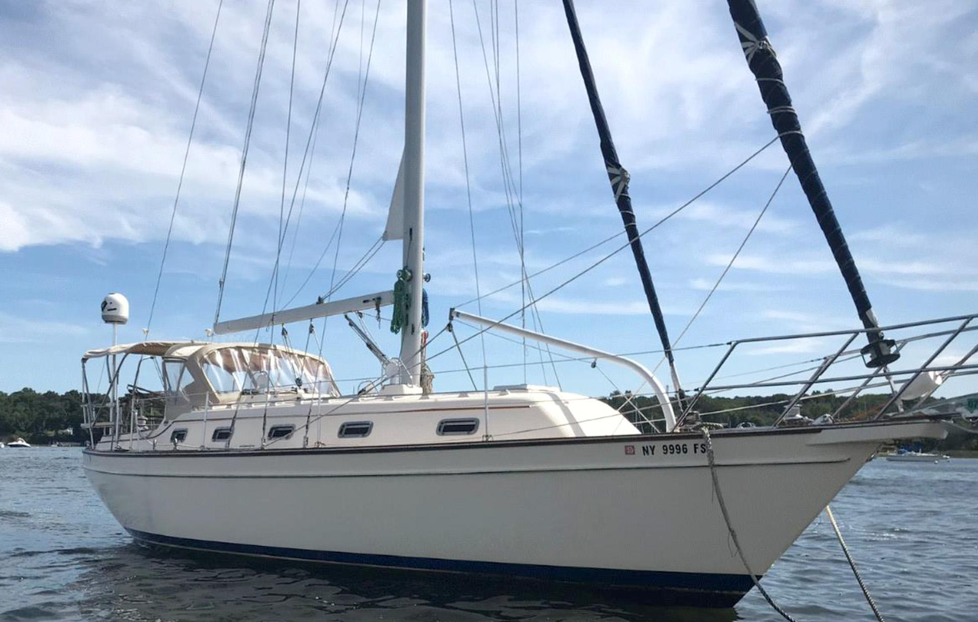 yachtworld island packet 380