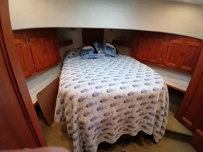 Hummingbird Yacht Photos Pics 