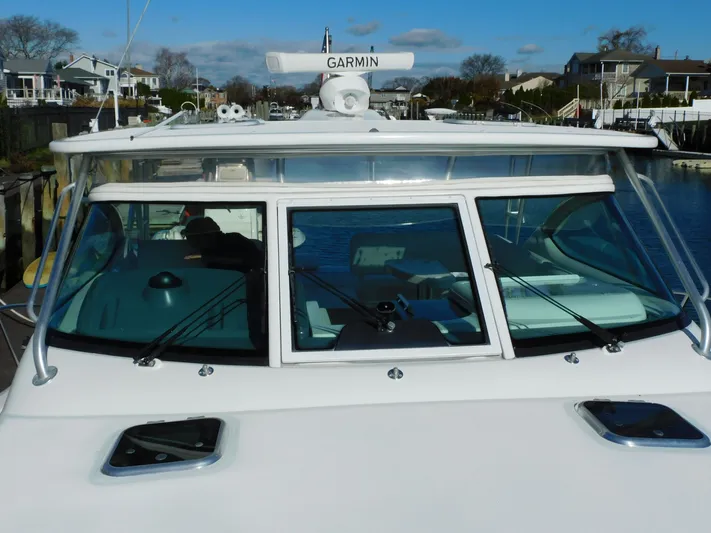 Sea Bully Yacht Photos Pics 