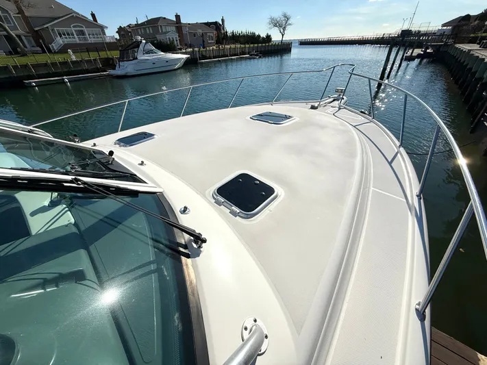 Sea Bully Yacht Photos Pics 