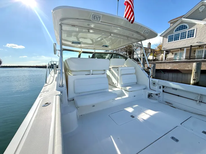 Sea Bully Yacht Photos Pics 