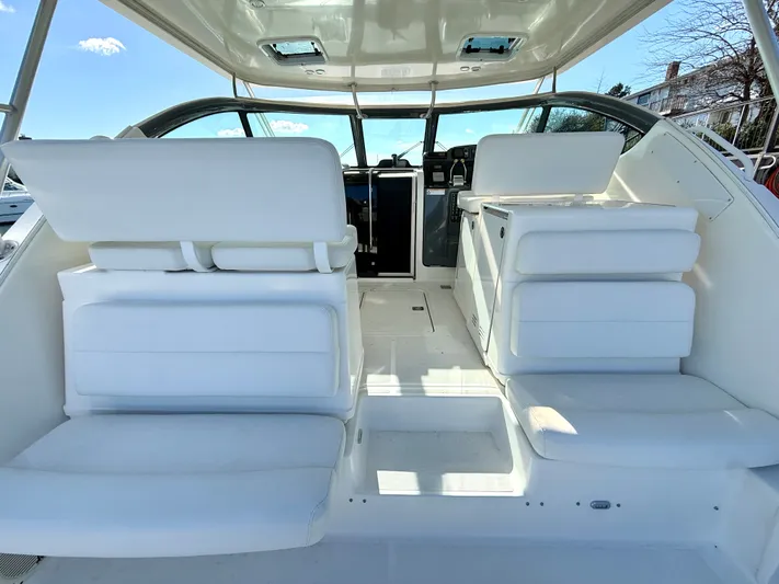 Sea Bully Yacht Photos Pics 