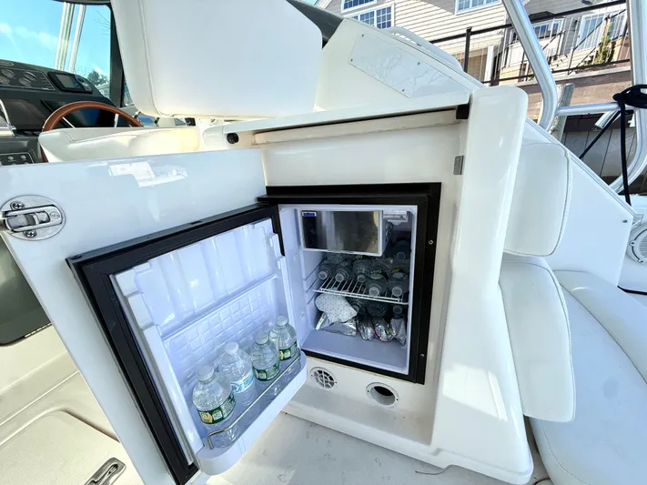 Sea Bully Yacht Photos Pics 