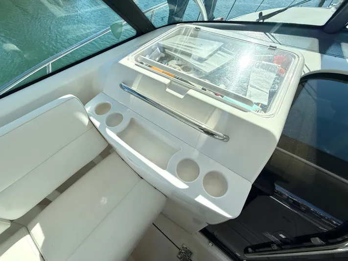 Sea Bully Yacht Photos Pics 